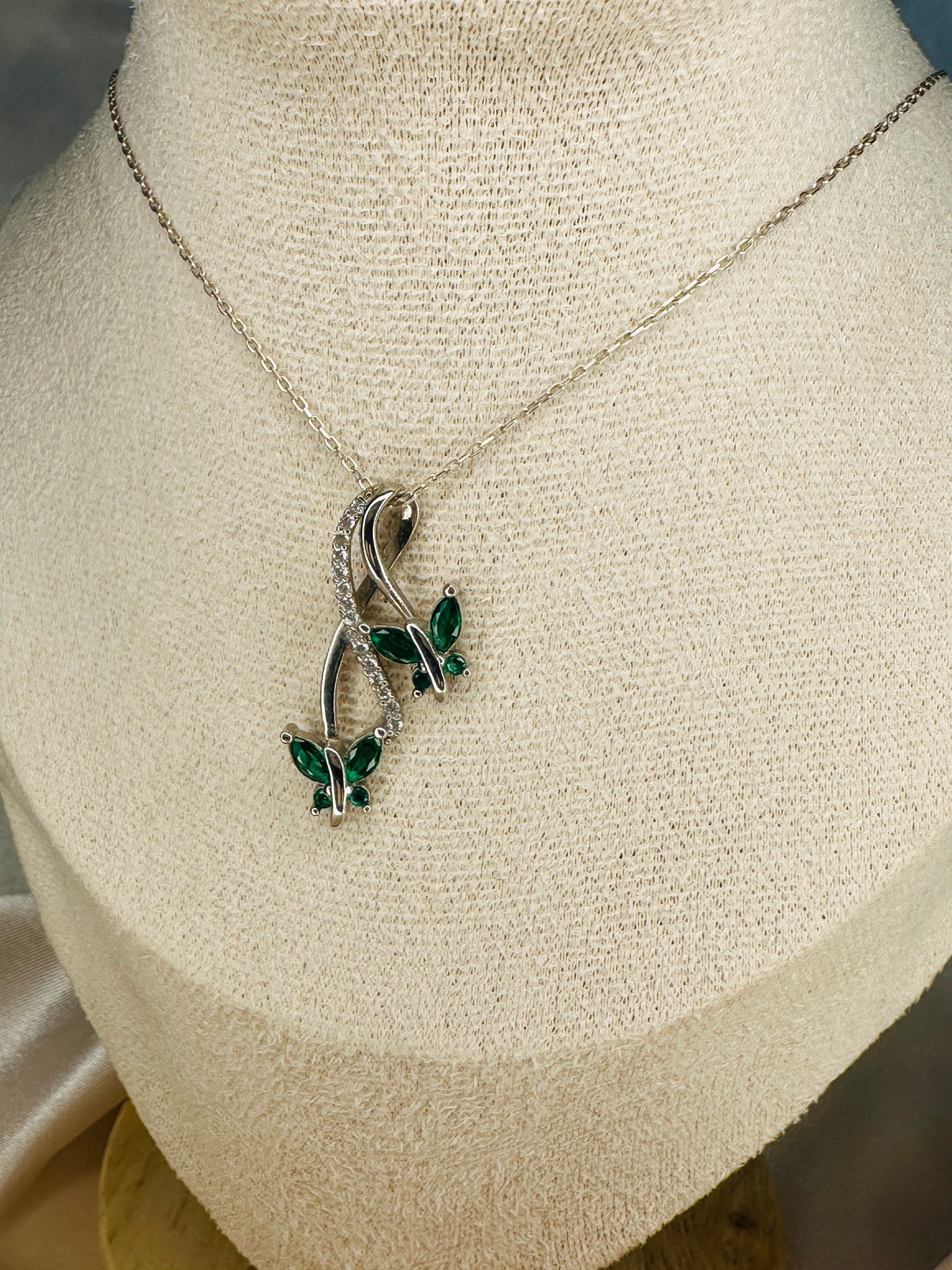 Infinity&Butterfly Emerald Necklace