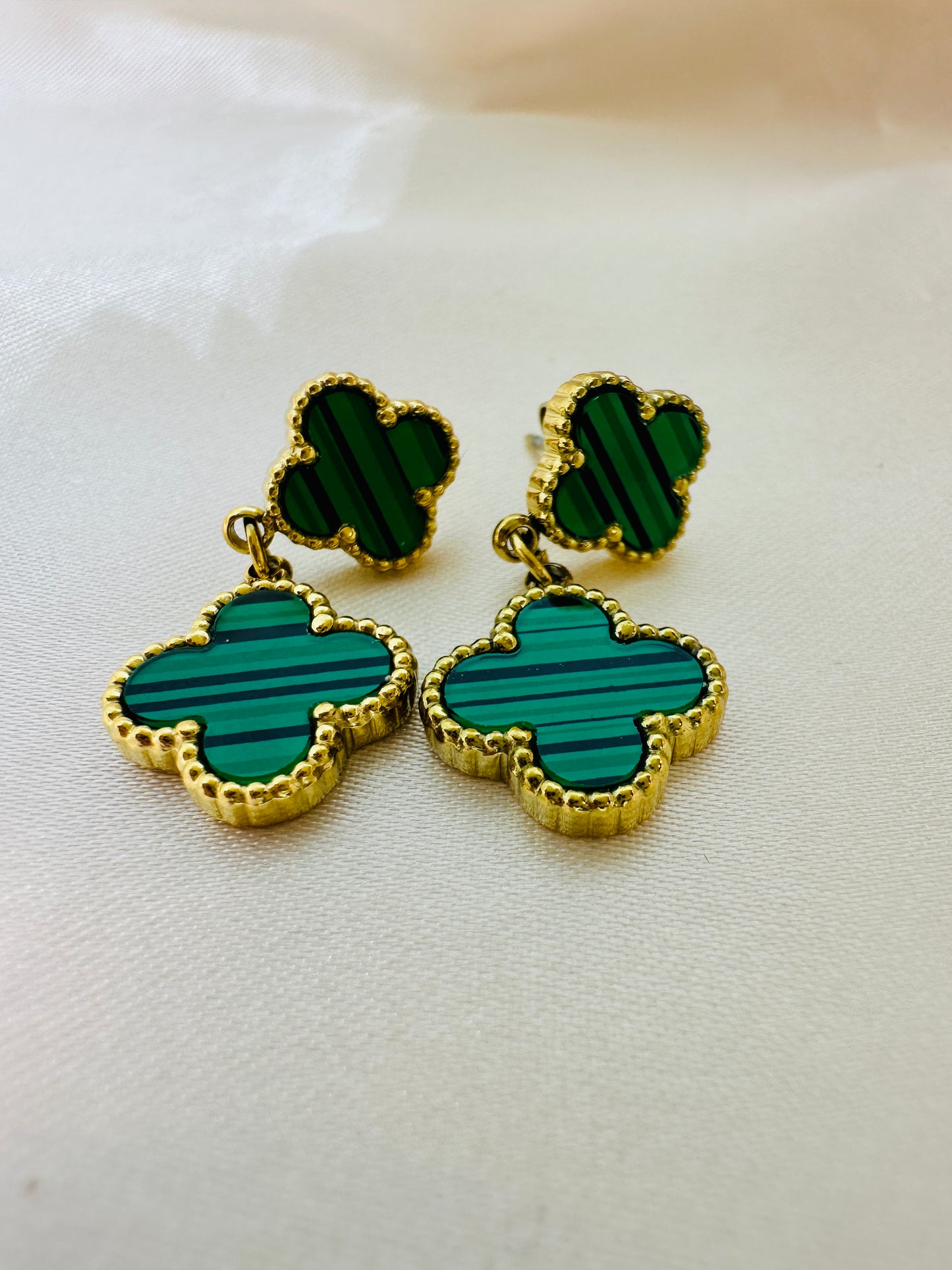 Four Leaf Clover  Earrings Emerald