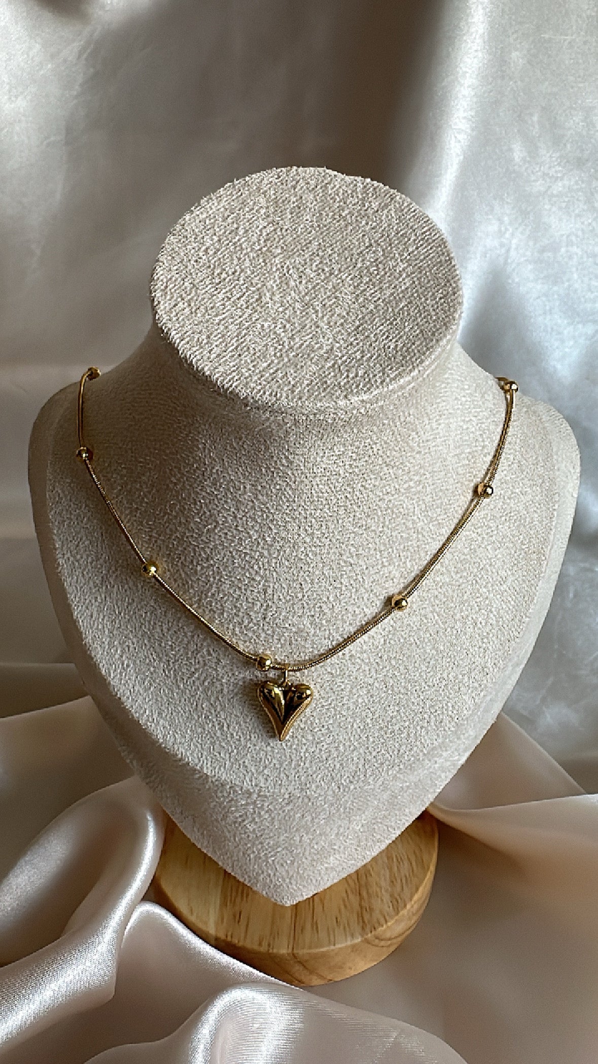 Love Necklace Gold