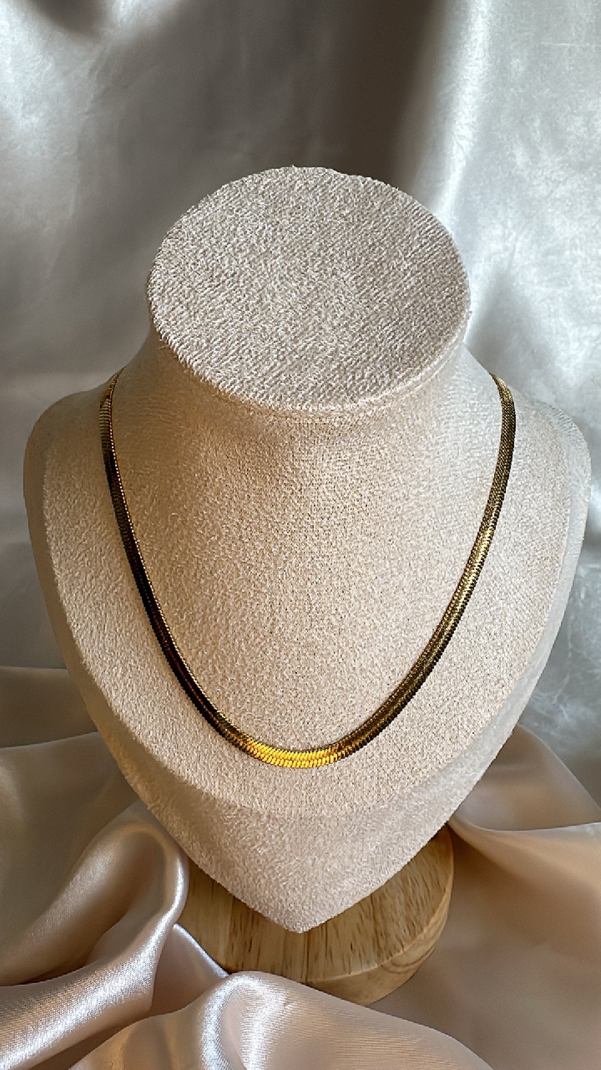 Herringbone Necklace and Bracelet Set Gold