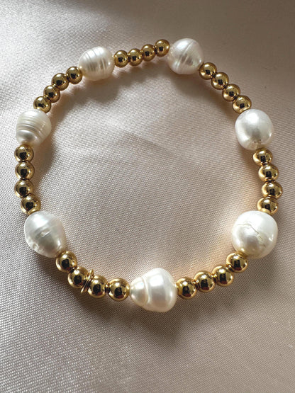 Natural Hematite and Pearl Bracelet – Delicate Handmade Jewelry for Women