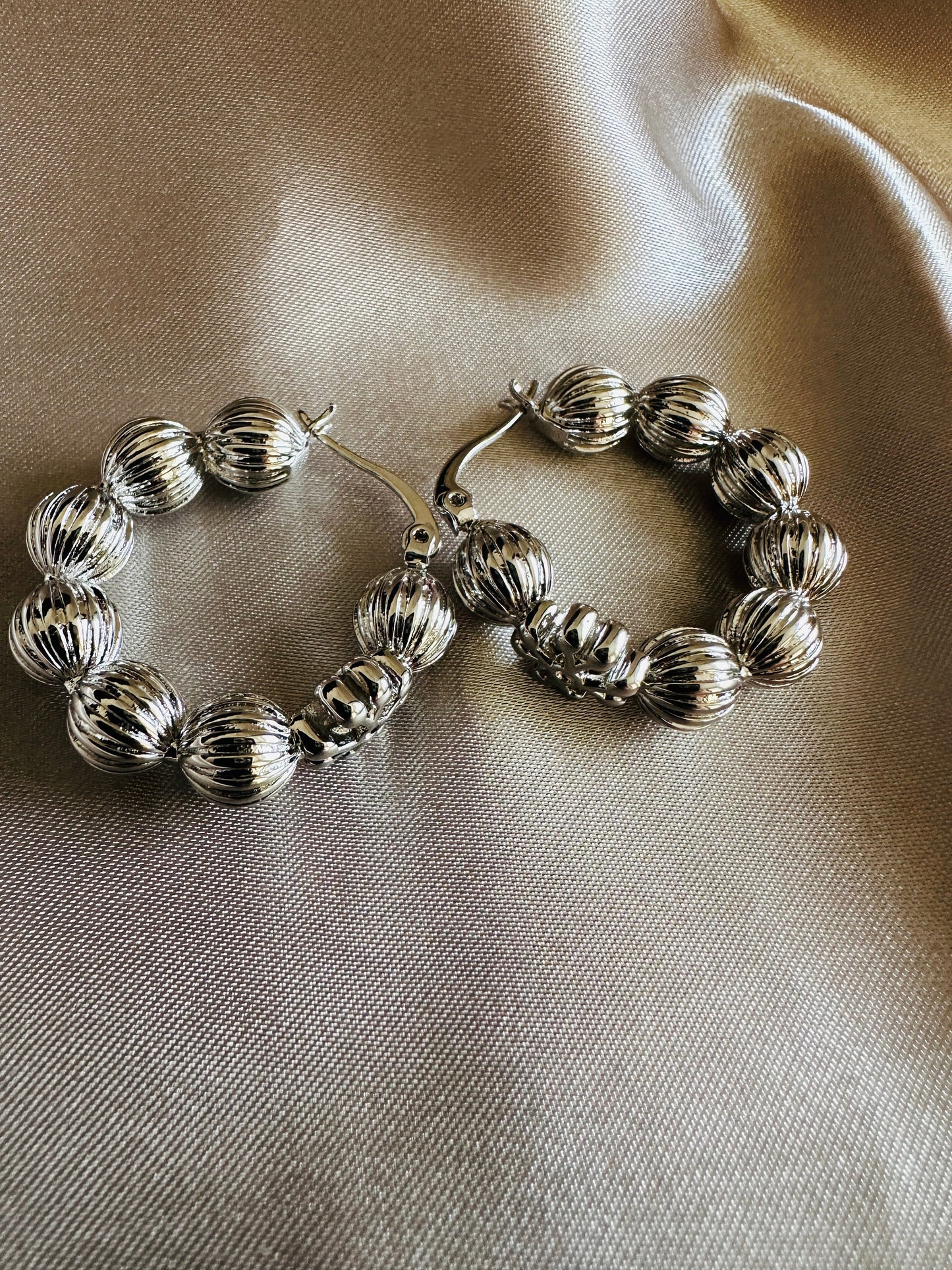 Lydia Thick Hoop EarringsUnique