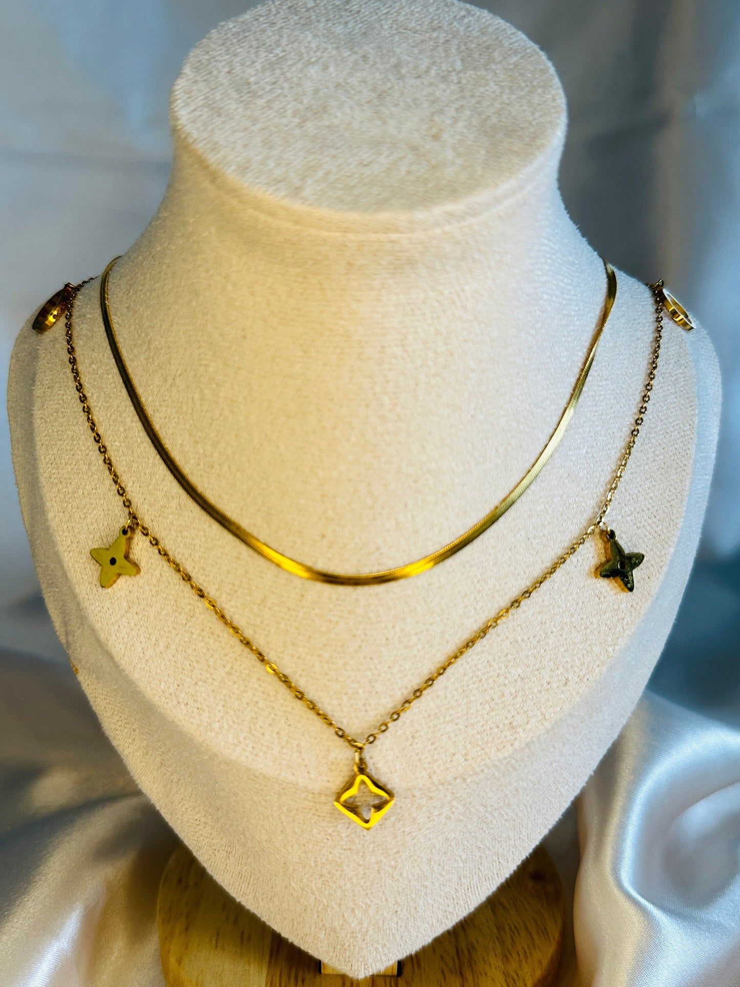 Dainty Layered Star Necklace: Gold Stainless Steel