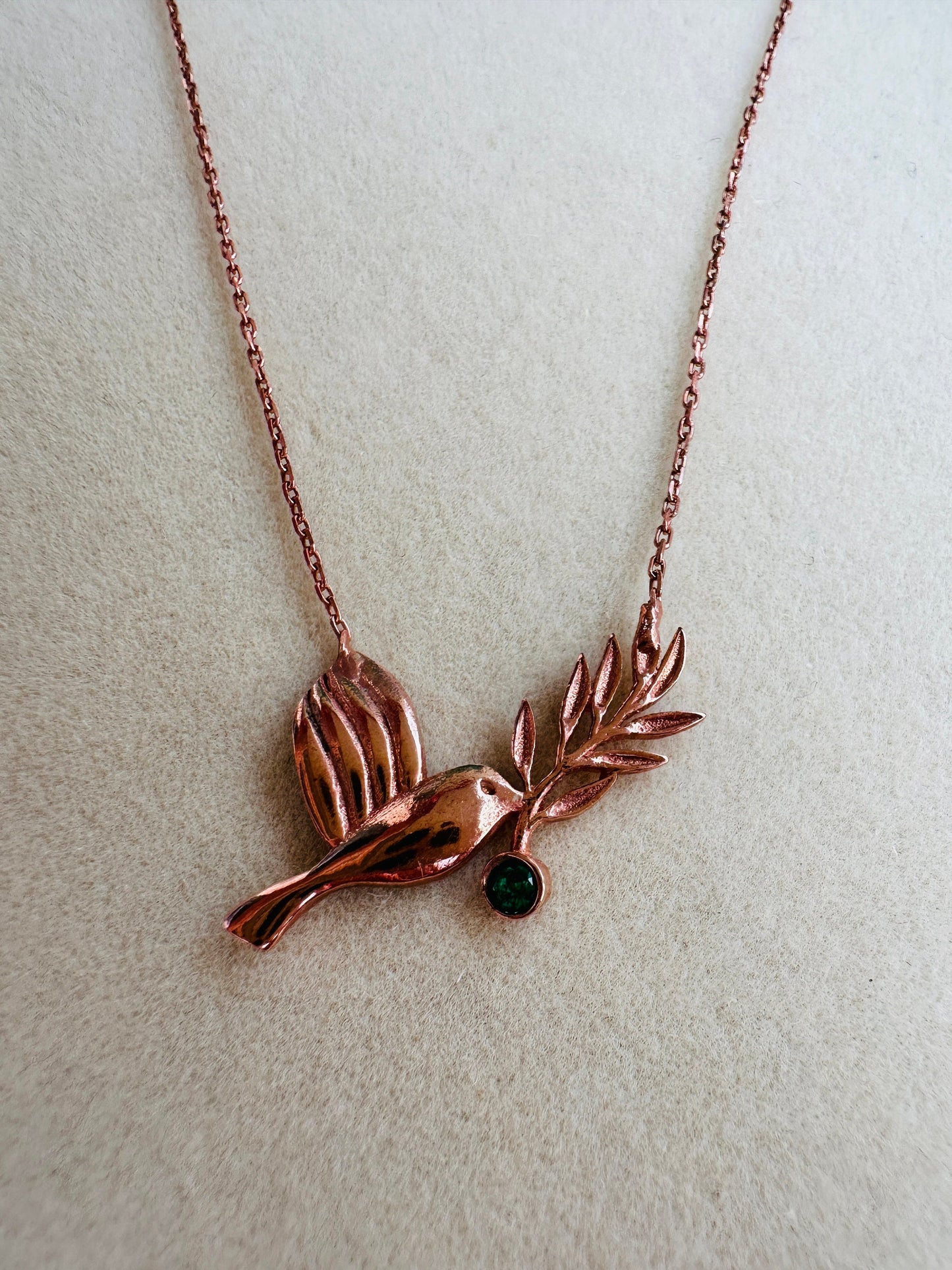 Charming Emerald Bird Necklace in Rose Gold Vermeil Jewelry - Perfect