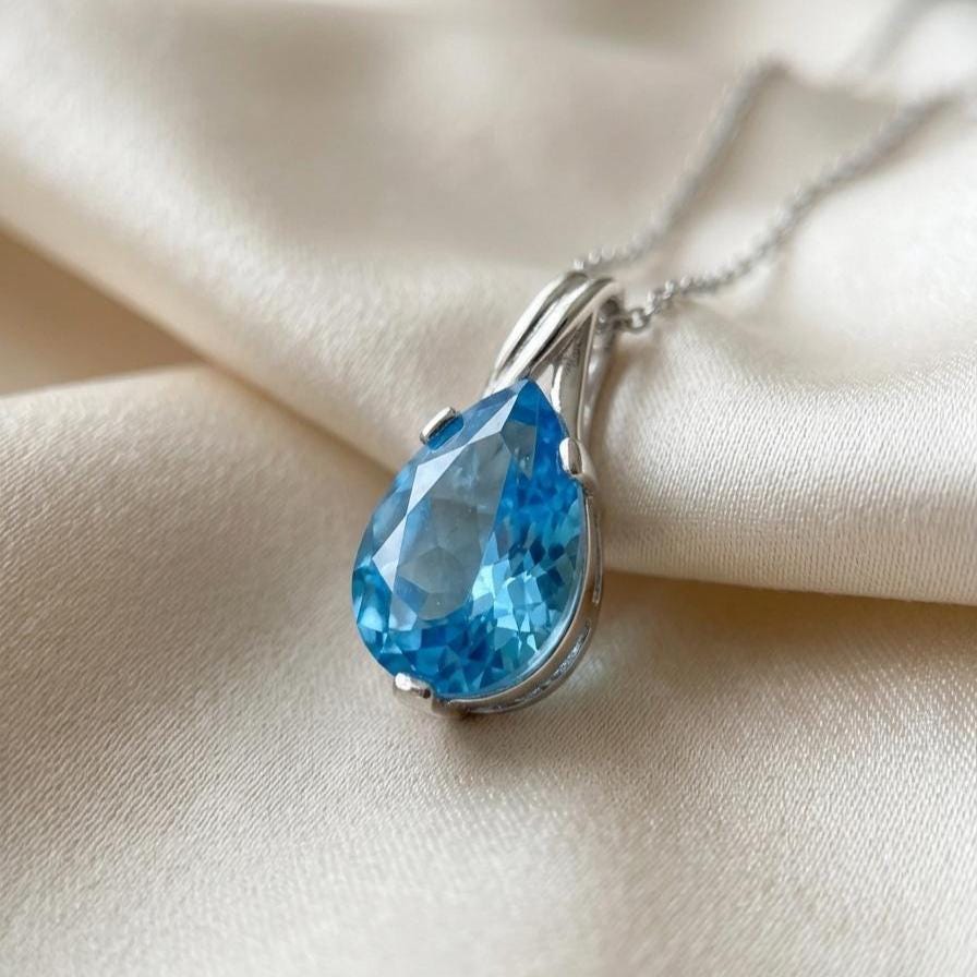 Dainty Aquamarine Necklace - March Birthstone Pendant-Gift For Her