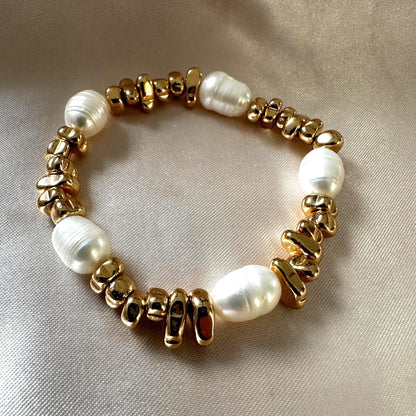 Natural Pearl and Free Form Hematite Bracelet– Delicate Handmade Jewelry for Women