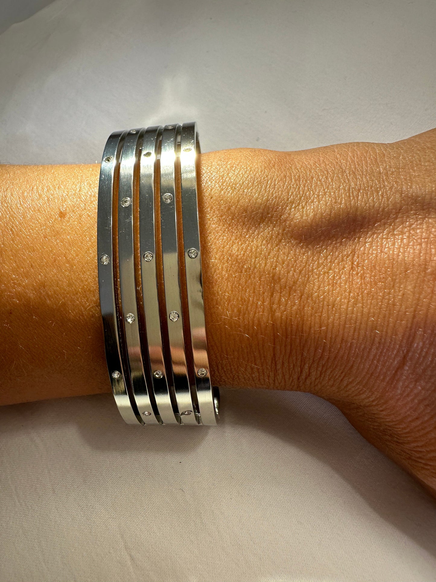 Silver Stainless Steel Bangle: Nickel-Free Modern Bracelet