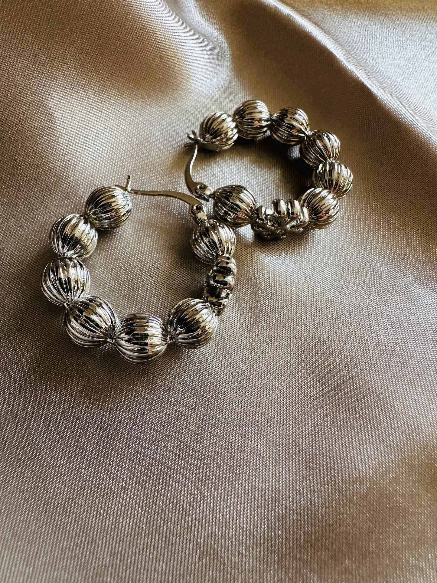 Lydia Thick Hoop EarringsUnique