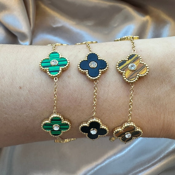 Dainty Four Leaf Clover Bracelet Emerald