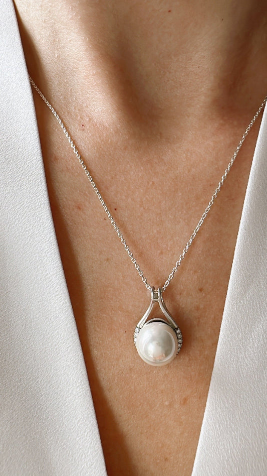 Pearl in Sterling Silver Circle Charm