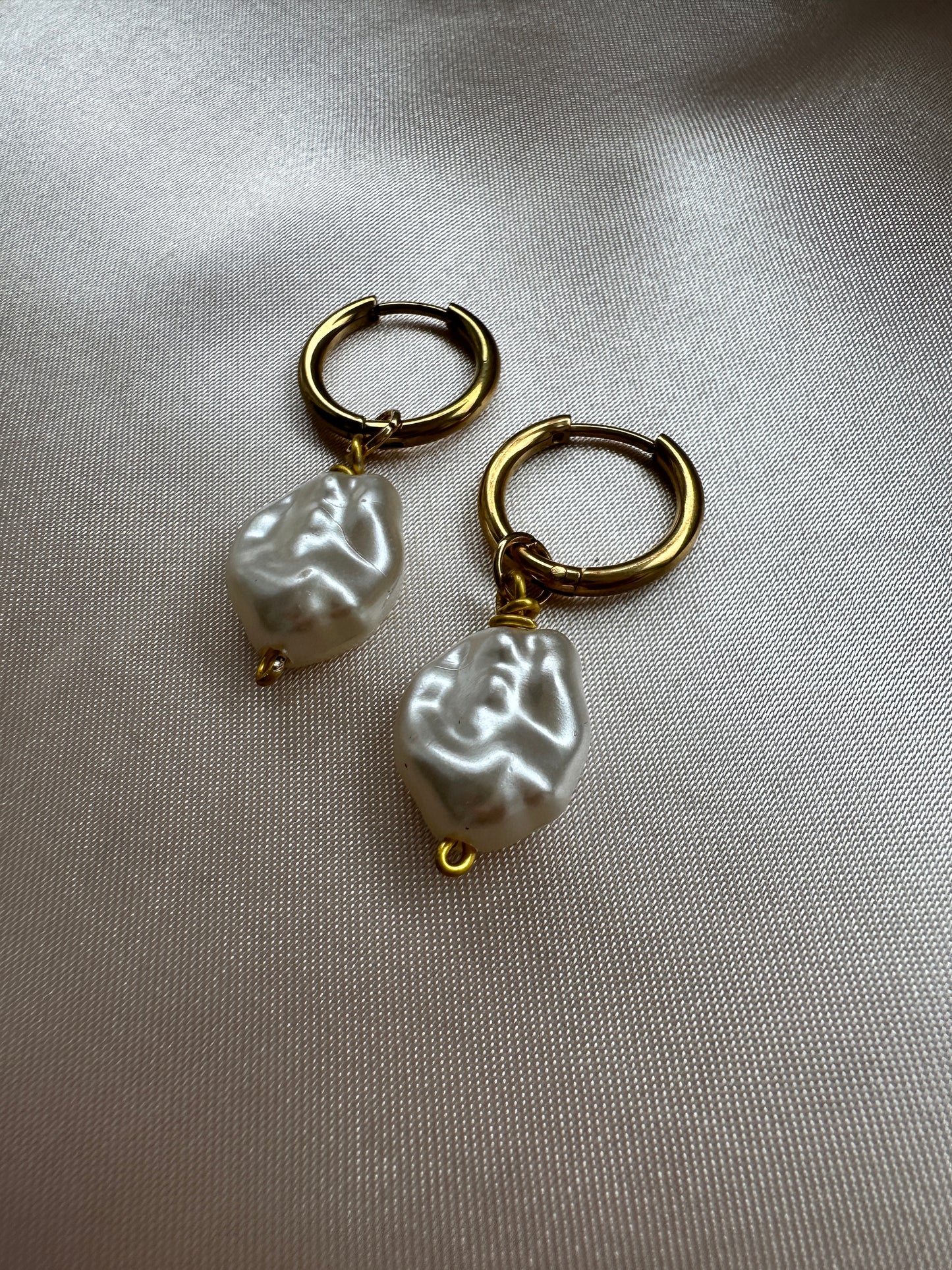 Handmade Pearl Earrings