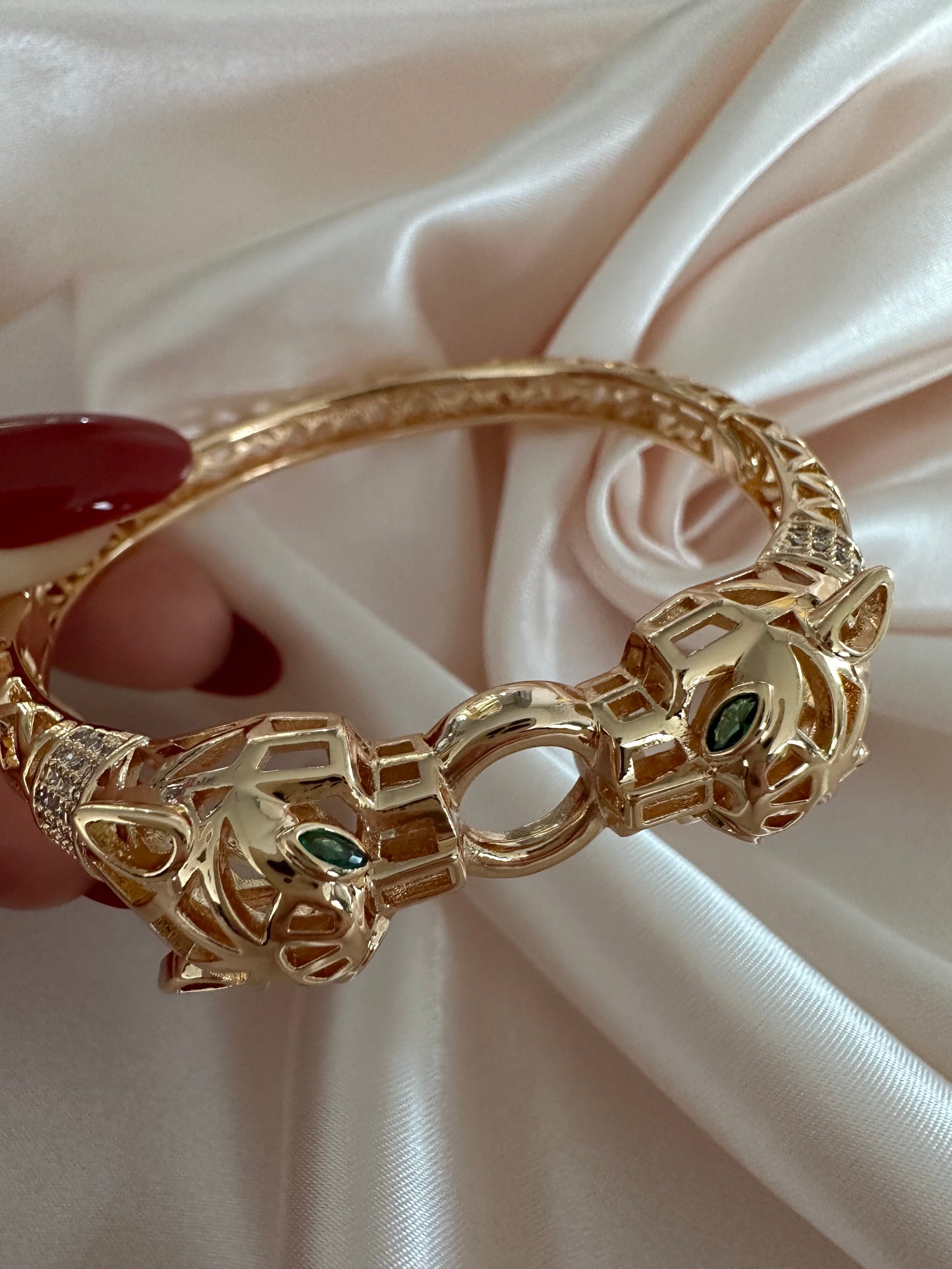 Majesty Gold Bangle