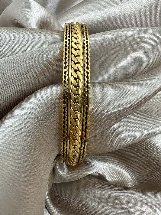 Joan 18K Gold Bangle