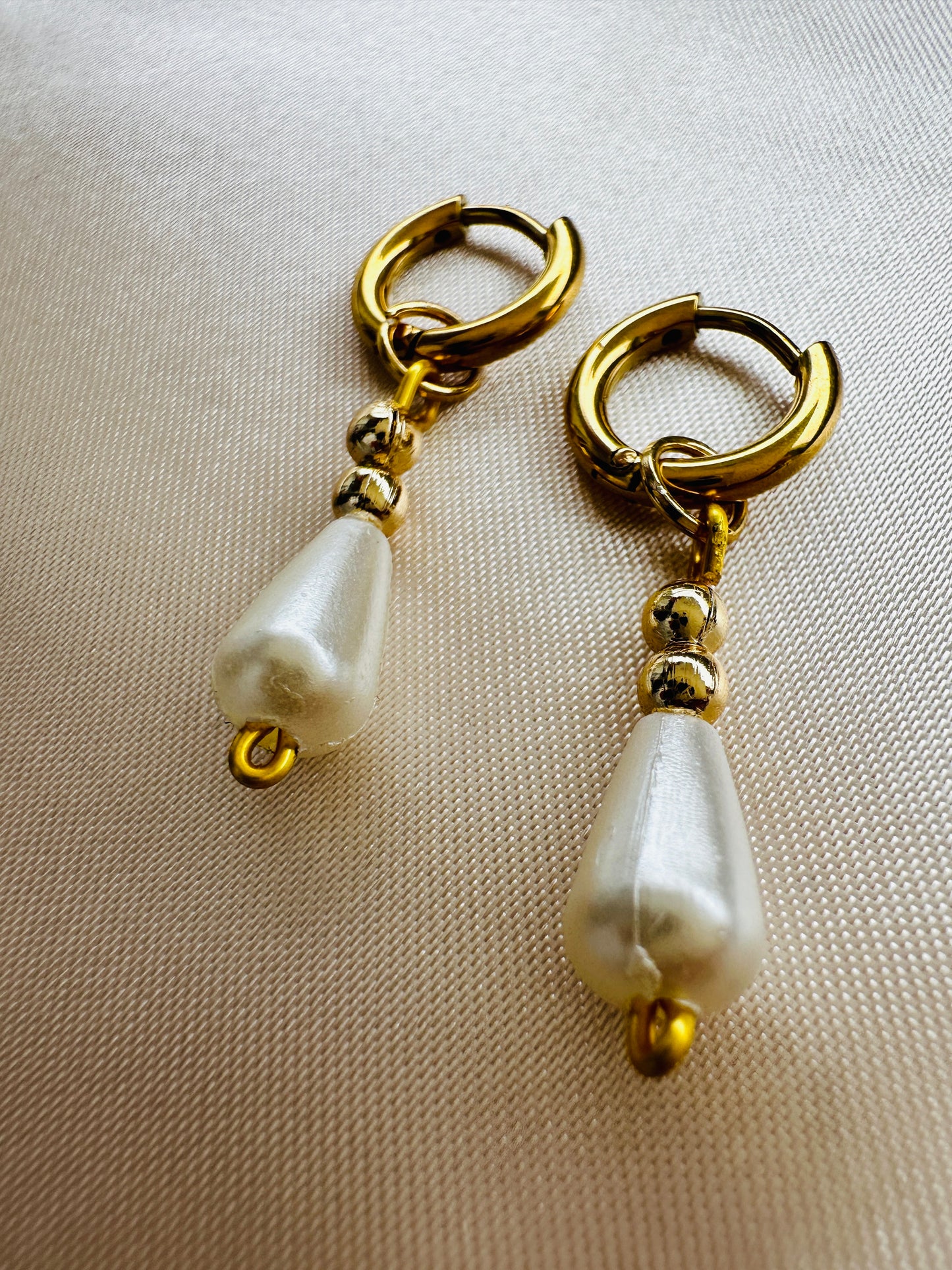 Handmade Minimalist Pearl Earrings-Gift For Her