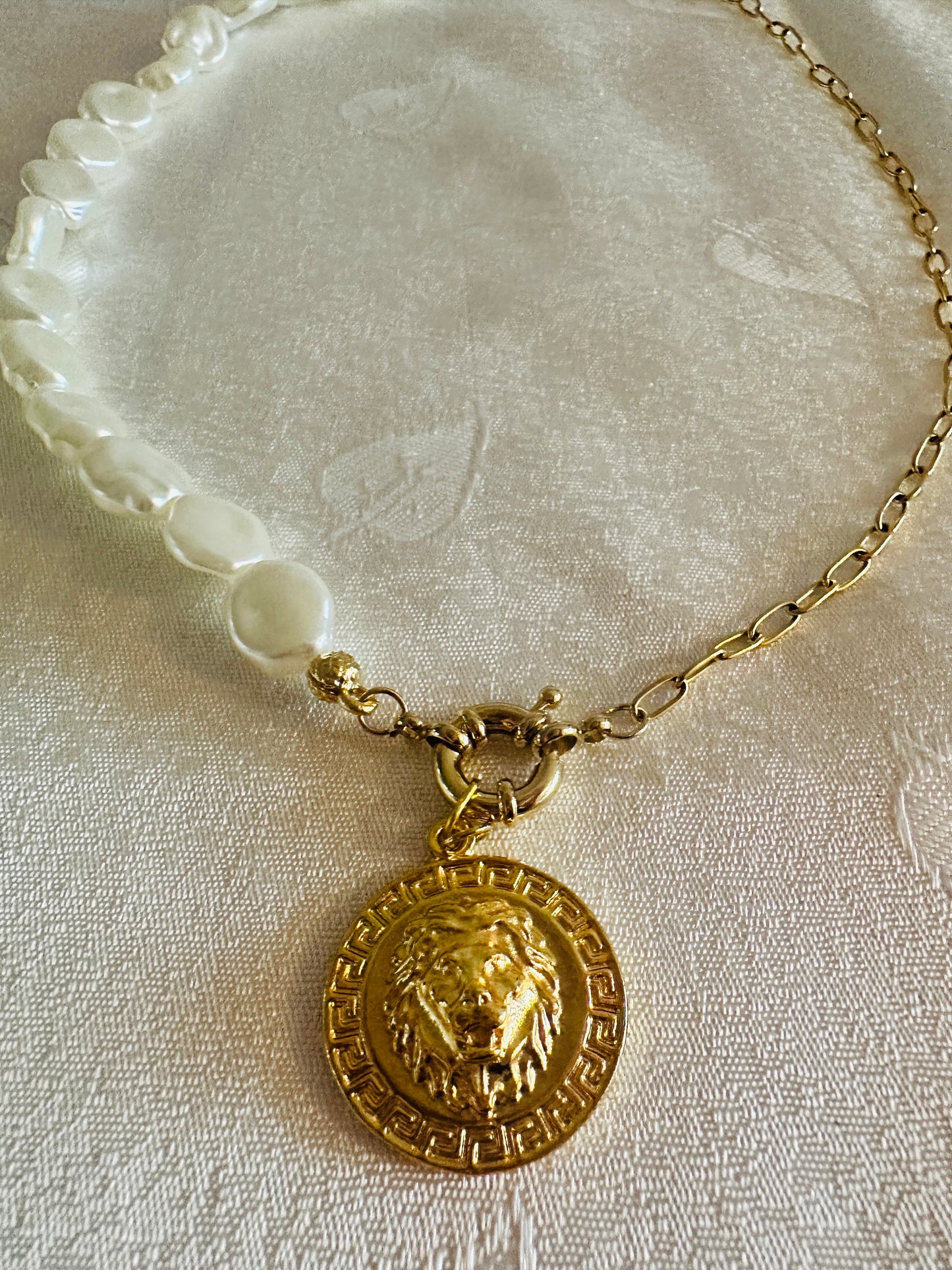 Gold Lion Pearl Necklace