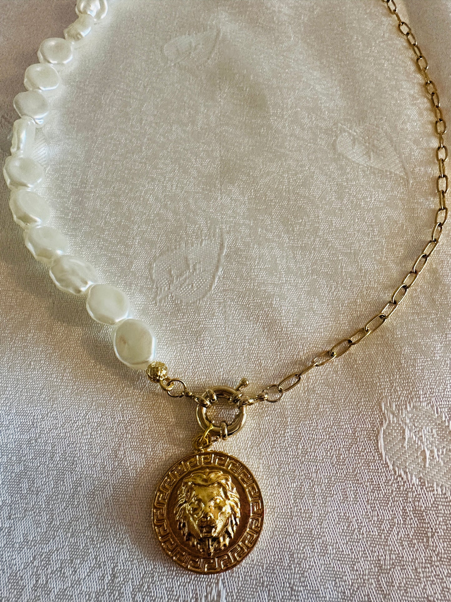 Gold Lion Pearl Necklace