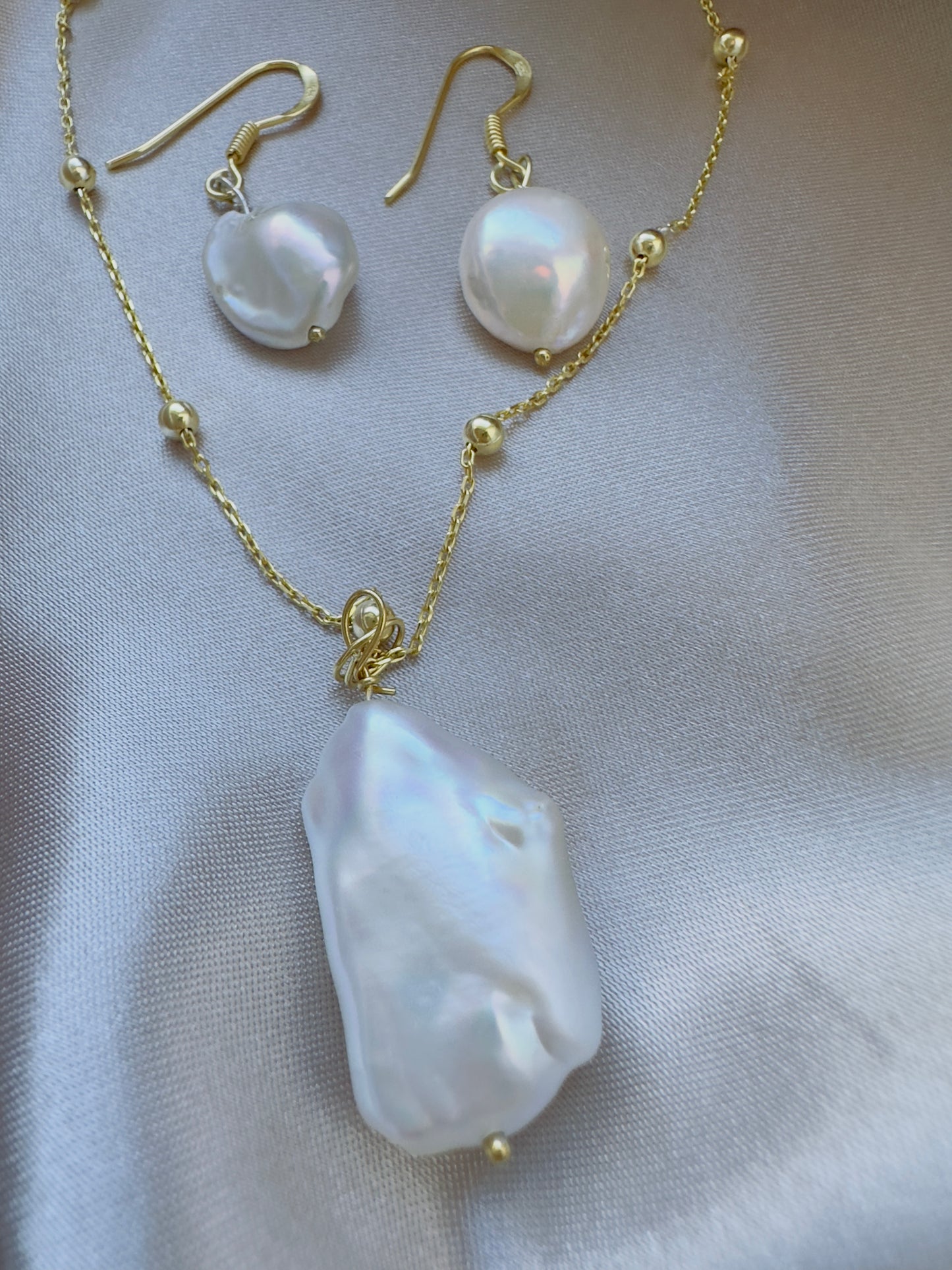 Cara Baroque Pearl Gold Necklace with earrings option