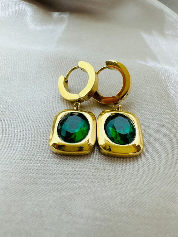 Dangle Drop Emerald Earrings