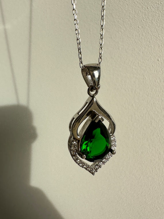 Levina Emerald Teardrop Necklace