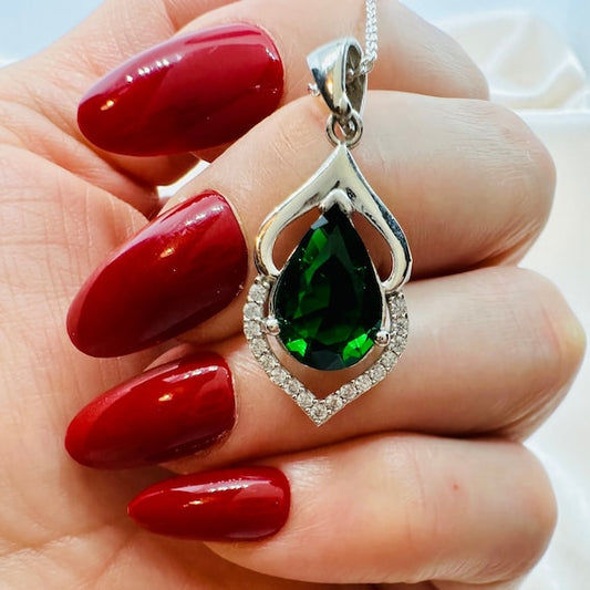 Levina Emerald Teardrop Necklace