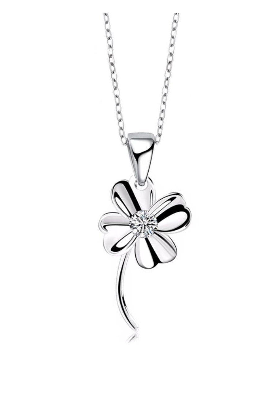 Carmen Flower  Necklace